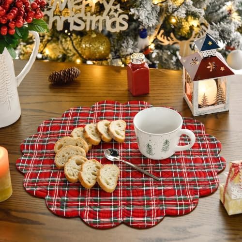 Beeveer 6 Pcs Quilted Placemats Round Plaid Red, Scallop Thanksgiving