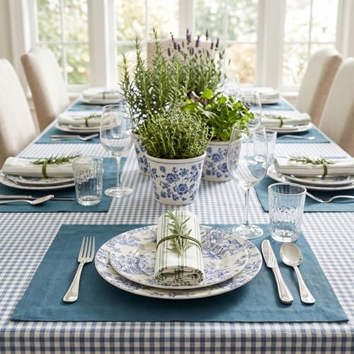 Solino Home 100% Linen Placemats Peacock Blue, Fete 14 x 19 in, Set of 4