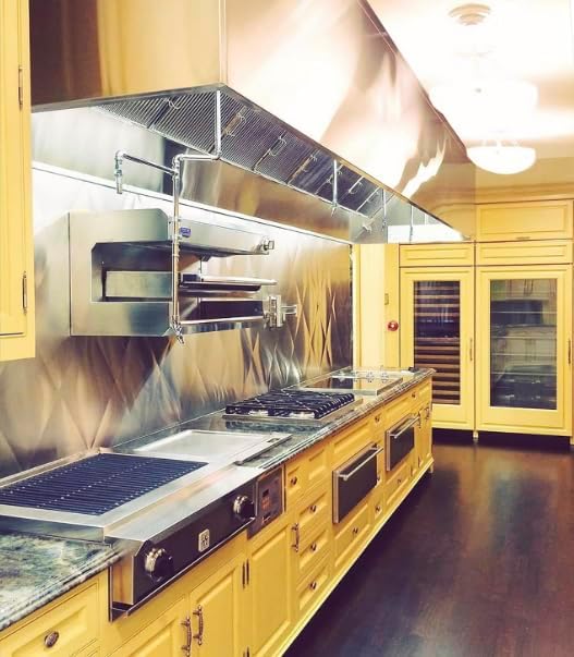 Commercial Kitchen Restaurant Duty Exhaust Hood, Wall Canopy Stainless Steel Exhaust Hood with Baffle Hood Filters, High Temperature Light Fixtures, and 16” Round Exhaust Riser (4' Long Hood)