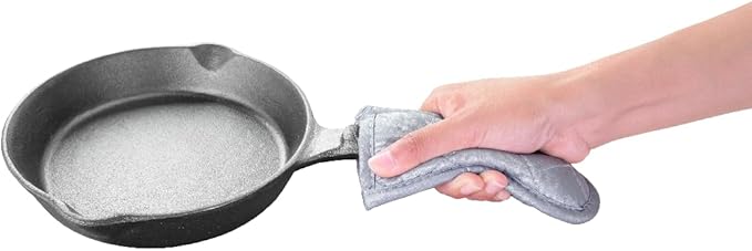 Cast Iron Skillet Handle Covers, Pot Handle Covers Heat Resistant, Heat Resistant Pot Pan Skillet Hot Handle Holder Sleeves Mitt Cover for Kitchen, BBQ and Baking Cookware (4, Silver)