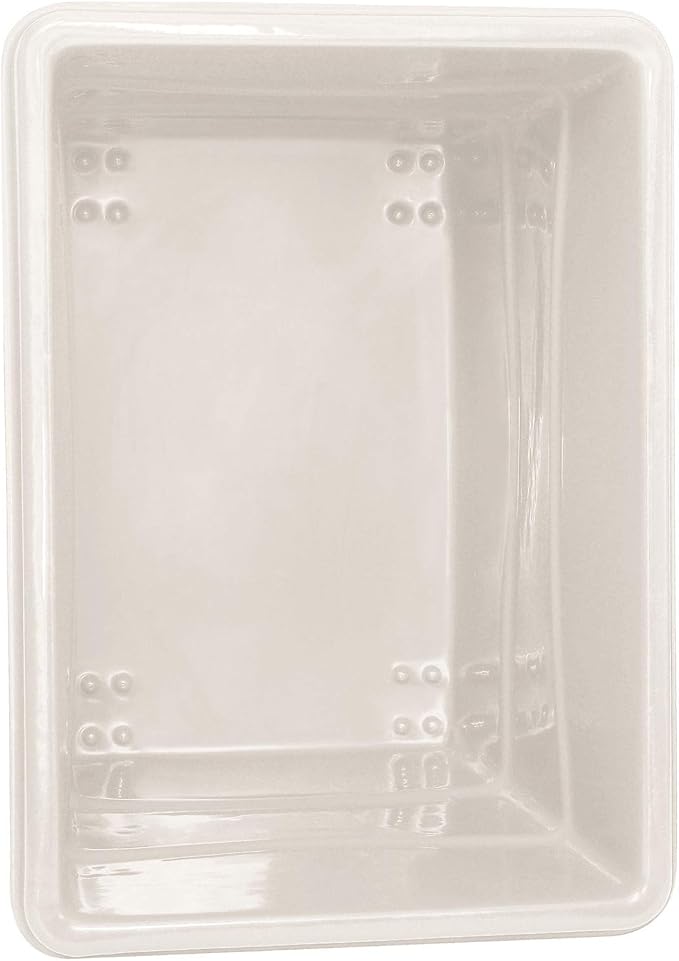 Global Industrial 16 Bushel Plastic Bulk Box Truck, Steel Chassis Base, 1000 lbs. Capacity, 4" Non-Maring Rubber Casters, White, 42-3/5"L x 30" W x 35-3/5"H