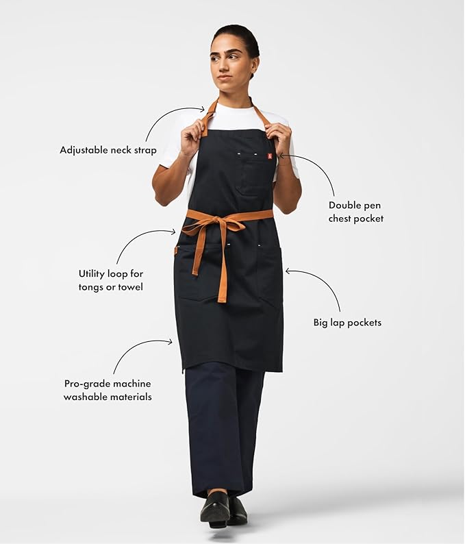 hedley & bennett Essential Apron - Lightweight Cotton Canvas Kitchen Apron with Pockets & Towel Loop - Professional Chef Workwear for Baking & Cooking - House Red