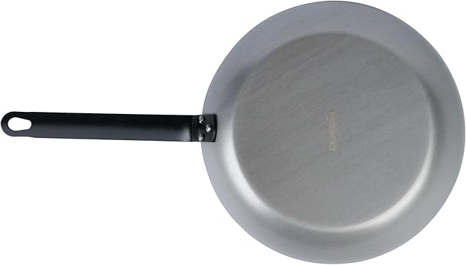 Restaurantware Fry Pan 1 Pack of 11 Inches Carbon Steel Non-Stick Searing Pan With Ergonomic Handle Silver For Sauteing and Omelets