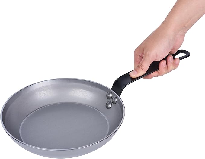 Restaurantware Fry Pan 1 Pack of 8.6 Inches Carbon Steel Non-Stick Searing Pan With Ergonomic Handle Silver For Sauteing and Omelets