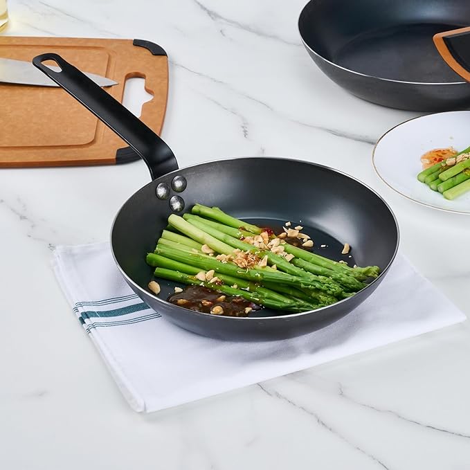 Restaurantware-Met Lux 9.5 Inch Fry Pans, 6 Lightweight Frying Pans - Induction-Ready, Triple-Riveted, Black Carbon Steel Cooking Skillets, Durable, For Searing, Sauteing, And Browning Food