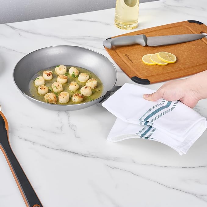 Restaurantware Fry Pan 1 Pack of 11 Inches Carbon Steel Non-Stick Searing Pan With Ergonomic Handle Silver For Sauteing and Omelets