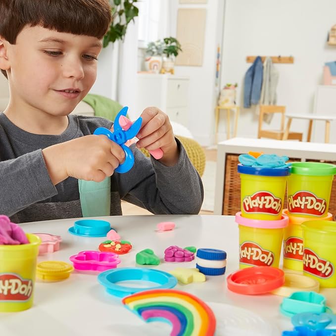 Play-Doh Holiday Set of Tools, 43 Accessories & 10 Modeling Compound Colors, Kids Toys, Holiday Arts and Crafts for Kids 3+ (Amazon Exclusive)