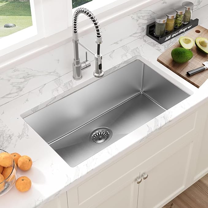 32 inch Undermount Handmade 18 Gauge Single Bowl Stainless Steel Kitchen Sink with Accessories