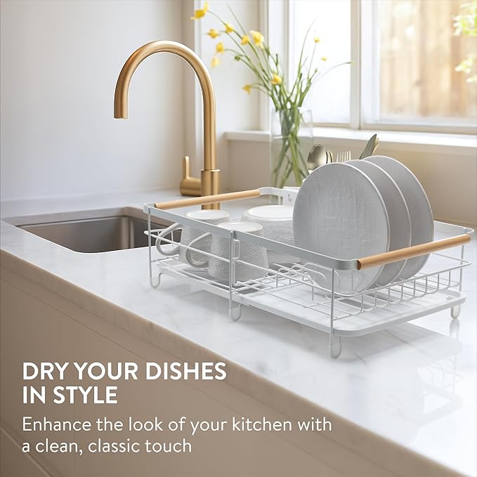Navaris Expandable Dish Rack - Adjustable Draining Board for Drying Dishes - Removable Plates and Cutlery Holder - Kitchen Sink Washing Up Drainer with Plug and Drip Tray - White