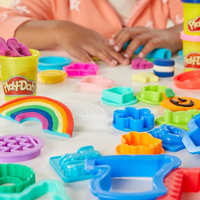 Play-Doh Holiday Set of Tools, 43 Accessories & 10 Modeling Compound Colors, Kids Toys, Holiday Arts and Crafts for Kids 3+ (Amazon Exclusive)