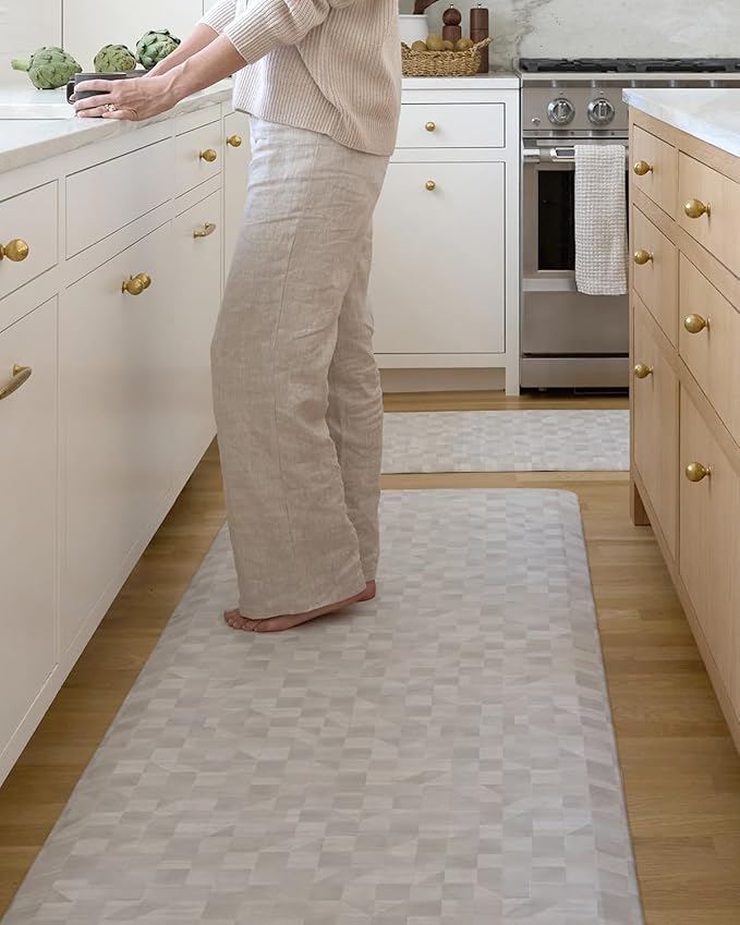 House of Noa Nama Standing Mat – Anti-Fatigue Cushioned Kitchen Mats for Floor | Ergonomic Bounce-Back Foam Kitchen Mats | Anti-Fatigue Mats for Kitchen & Standing | Georgia Clay | 30"x108"