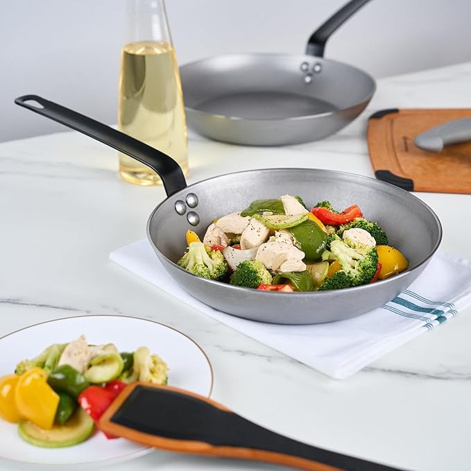 Restaurantware Fry Pan 1 Pack of 10.2 Inches Carbon Steel Non-Stick Searing Pan With Ergonomic Handle Silver For Sauteing and Omelets