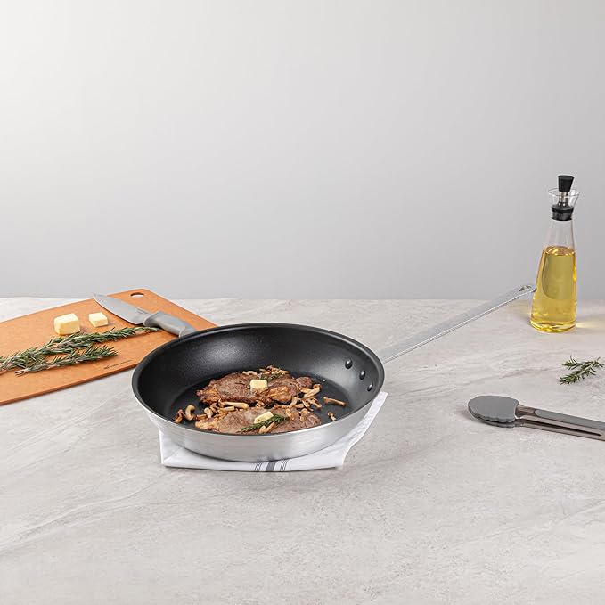 Restaurantware-Met Lux 14 Inch Fry Pans, Set Of 6 No-Stick Frying Pans - Induction-Ready, Triple-Riveted, Black Aluminum Cooking Skillets, Durable, For Searing, Sautéing, And Browning Food