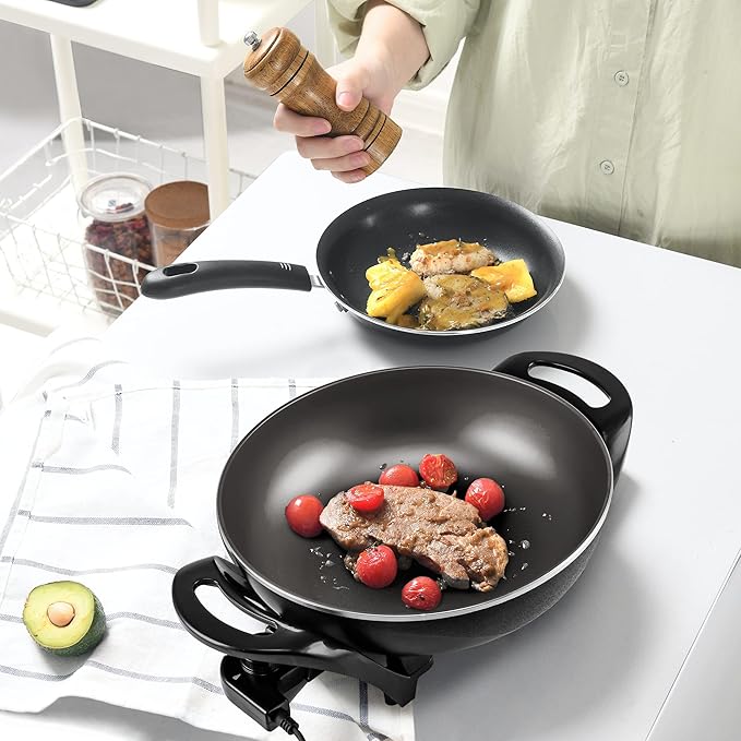 OVENTE Electric Wok with Nonstick Coating, 13 Inch Family-Sized Skillet, 1400W Power, Adjustable Temperature, Tempered Glass Lid, Cool Touch Handles and Easy to Clean Frying Surface, Black SK3113B
