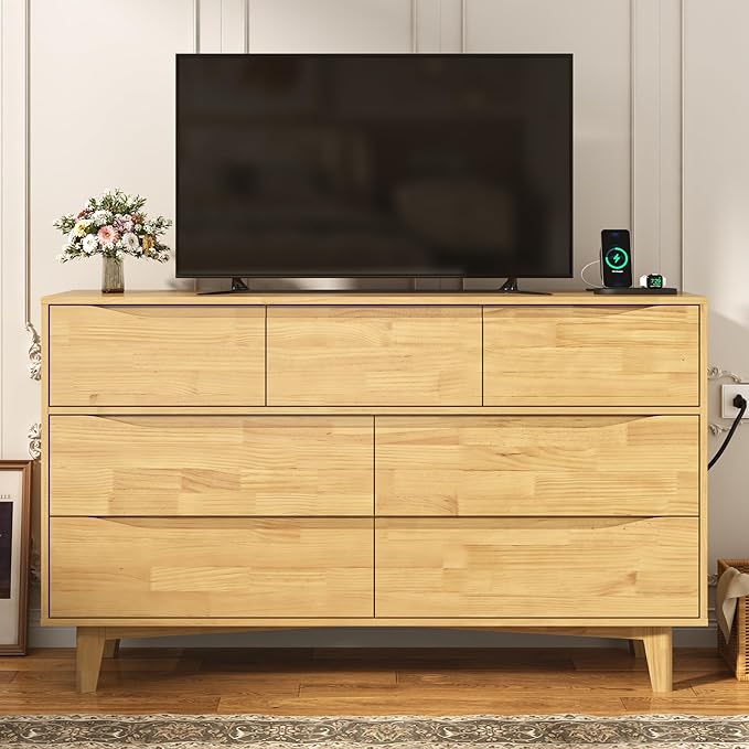 55”Solid Wood Drawers Dresser with Power Outlets, 7 Drawer Dresser for Bedroom, Mid Century Modern Vintage Large Chest of Dresser for Hallway, Entryway,Cutout Handle, Storage Essentials, Natural