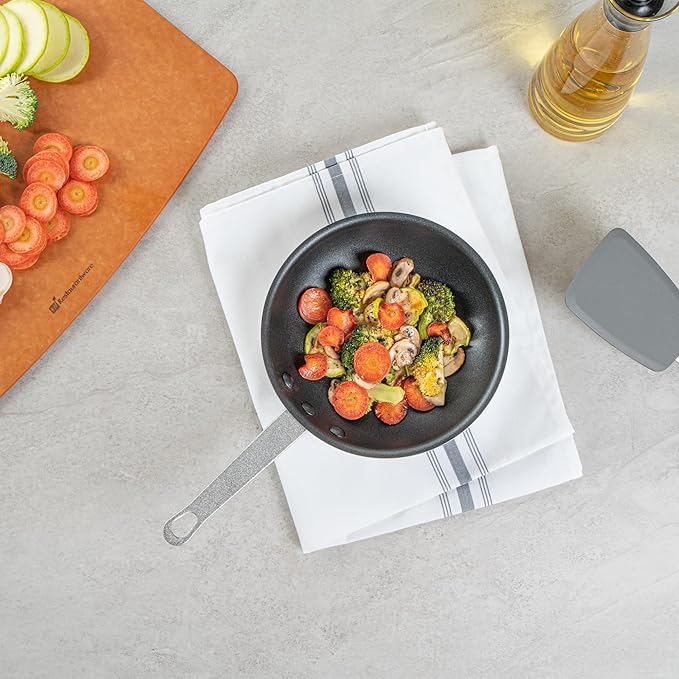 Restaurantware-Met Lux 7 Inch Fry Pans, 6 No-Stick Frying Pans - Induction-Ready, Triple-Riveted, Black Aluminum Cooking Skillets, Durable, For Searing, Sautéing, And Browning Food